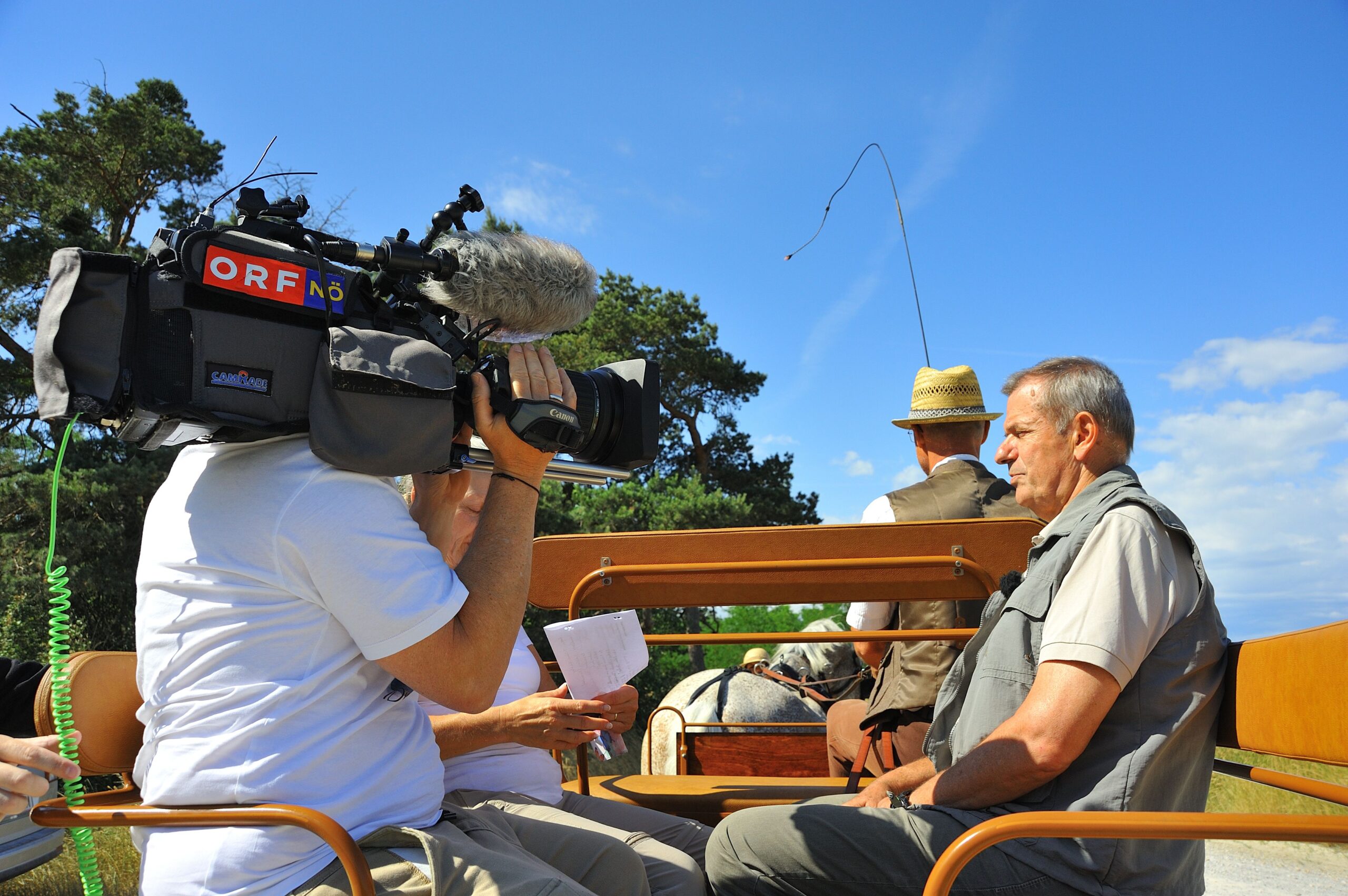 Über die Grenzen schauen. ORF-Doku mit Hermann Hansy © ORF