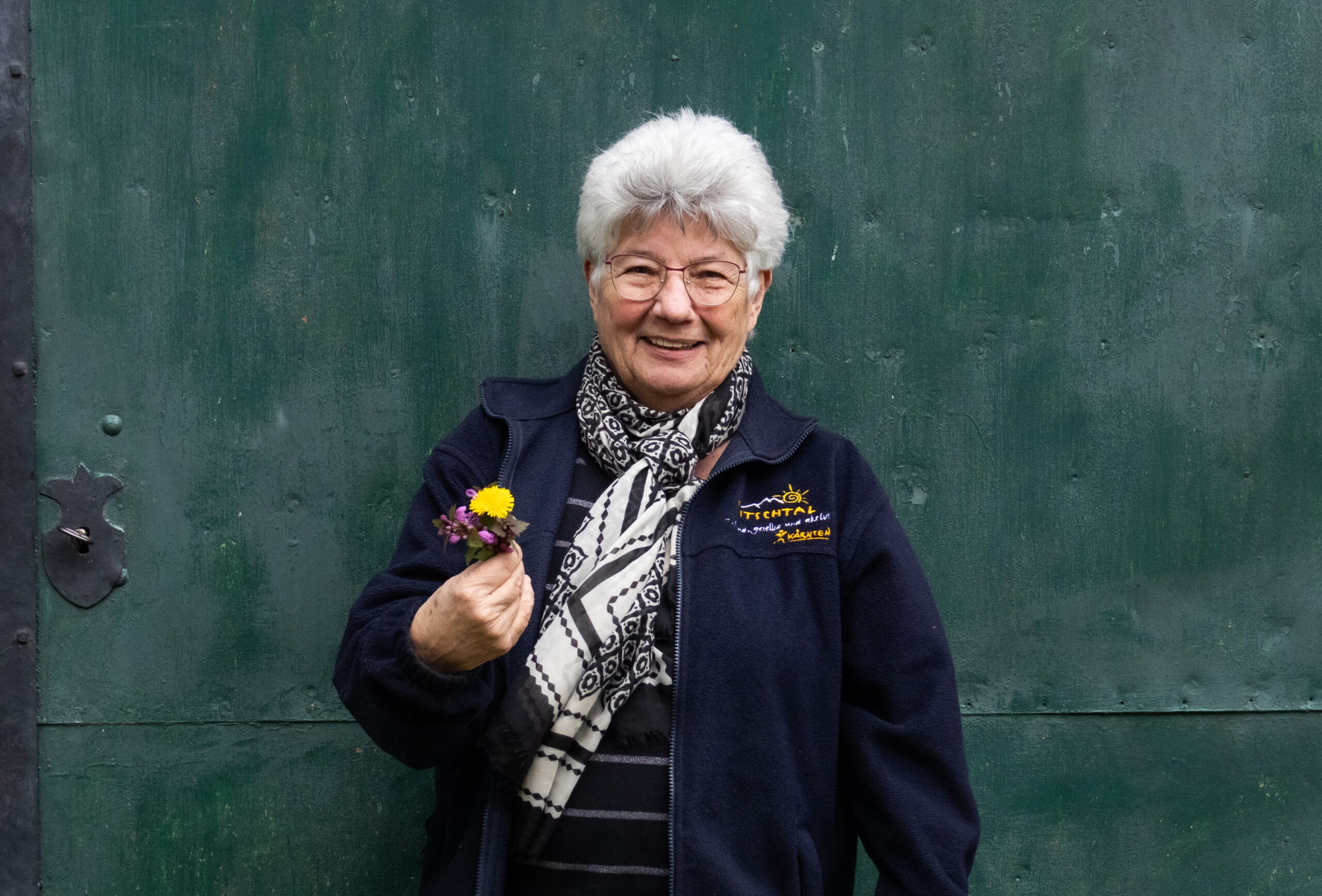 Gerda Zipfelmayer aus Stockerau. Kräuterspezialistin, kreiert Rezepte, Autorin, immer am Lernen, Lebensmensch. @Regina Courtier
