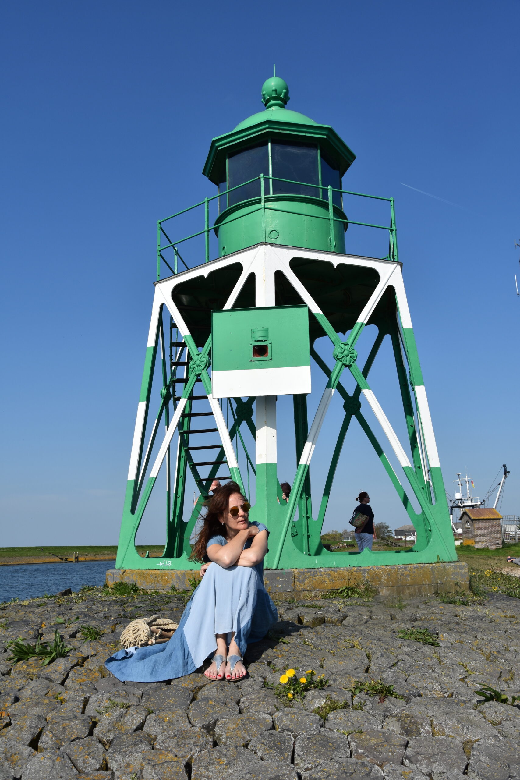 Leuchttürme markieren Maha Nandas Wege. © C. Potmesil