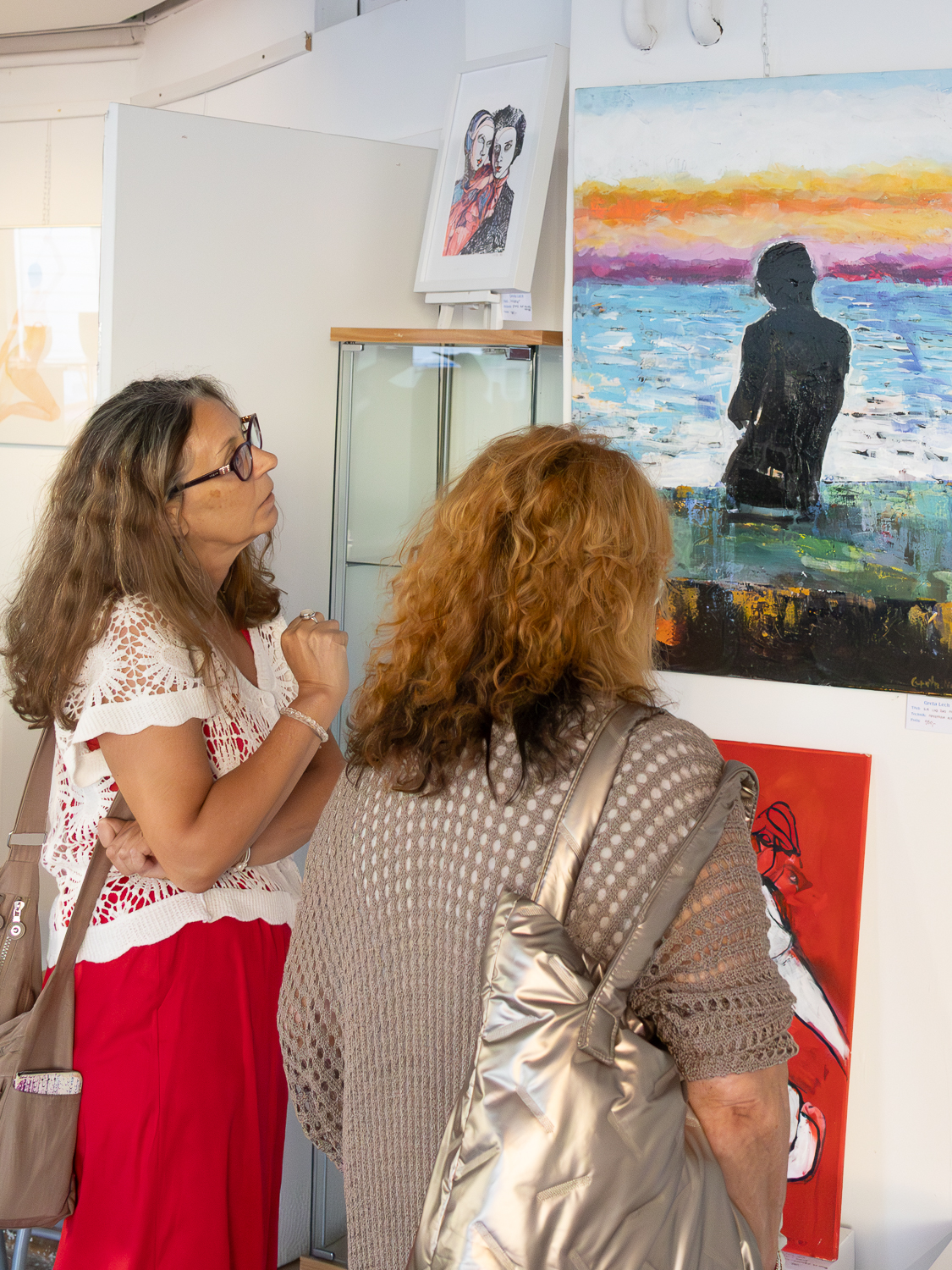 Kunst.Lokal in Groß-Enzersdorf. Saison 2025. Aktuell Greta Lech mit "Das fünfte Element". Georg Niemann, Martin Suritsch, Susanne Stadler, Jany Widhalm. Kunst. Weinviertel-Remasuri.