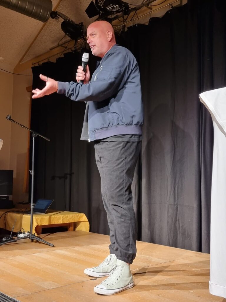 Lehrer und Kabarettist Markus Hauptmann lieferte den krönenden Abschluss.