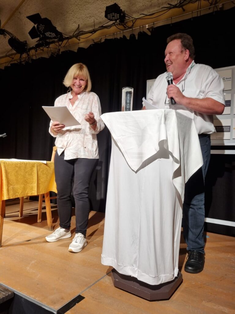 Andrea Rammel und Herbert Breinreich führten durch den Abend.