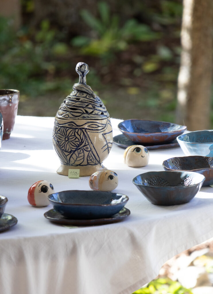 Tage der offenen Ateliers, Kunst berühren, Möglickeiten eröffnen, Kreativität spüren
Mit Harry Raab, Margit Stuckart, Eveline Slunsky, Cornelia Felkl-Ederer, Walpurga und Isabella Freudhofmaier, Nicole Bendl, Karl Pernold. Oberkreuzstetten, Niederleis, Nodendorf.