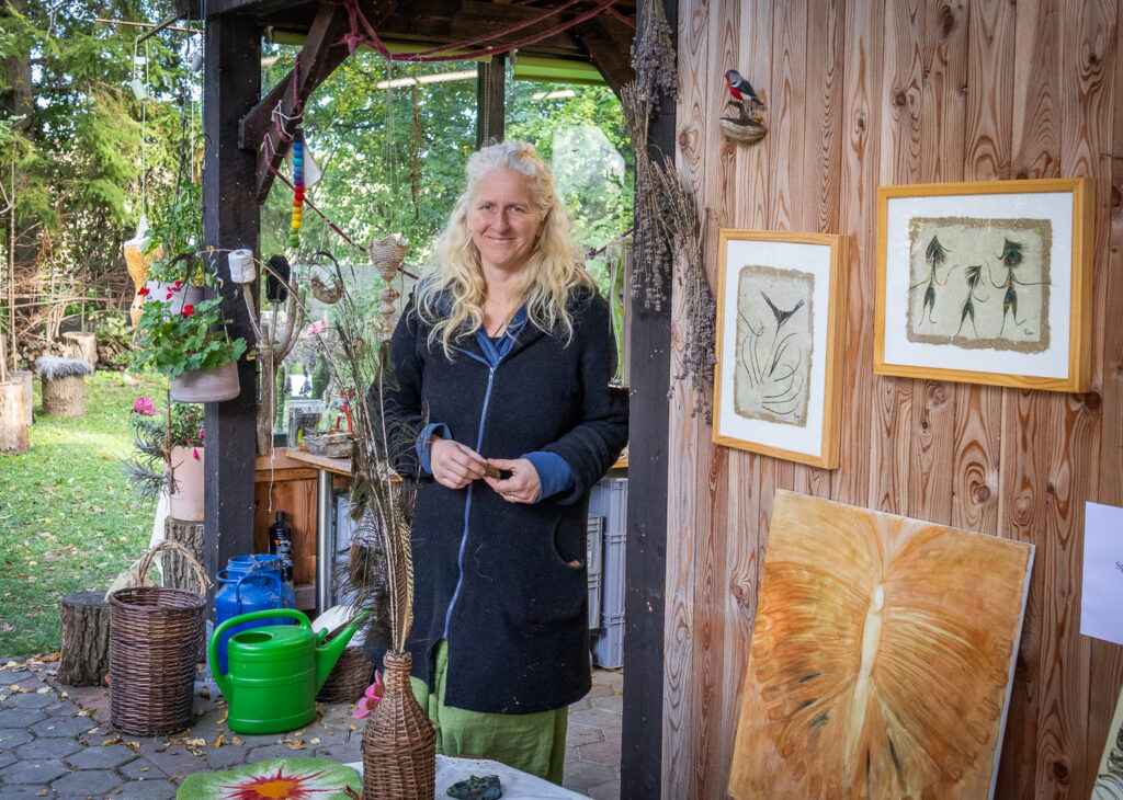 Tage der offenen Ateliers, Kunst berühren, Möglickeiten eröffnen, Kreativität spüren
Mit Harry Raab, Margit Stuckart, Eveline Slunsky, Cornelia Felkl-Ederer, Walpurga und Isabella Freudhofmaier, Nicole Bendl, Karl Pernold. Oberkreuzstetten, Niederleis, Nodendorf.