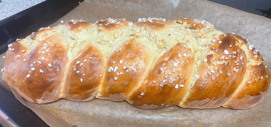 Allerheiligenstriezel von Gerda Zipfelmayer. Das Backrezept des Monats für das Weinviertel-Remasuri. © Gerda Zipfelmayer