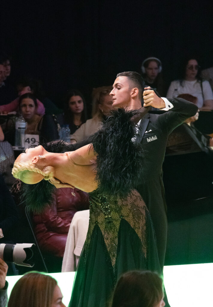 10-Tänze-WM, Lauda-Zwillinge. Dominik Lauda, Alexander Lauder, Turniertanzsport, U21 in Portugal, Weinviertel-Remasuri.