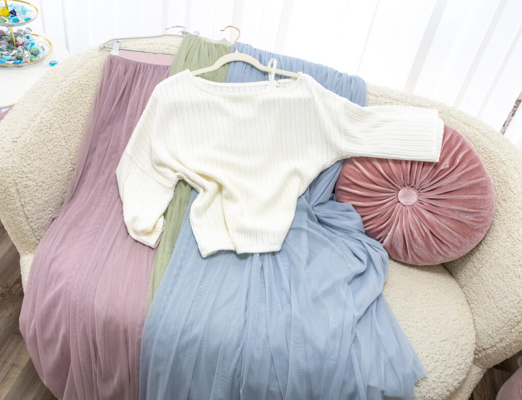 Winterhochzeit bei Mimitolu. Mimitolu in Gänserndorf. Heiraten im Winter. Gänserndorf. Michaela Steinzer. Ballsaison. Ballkleider. Hochzeitskleider. Weinviertel-Remasuri.