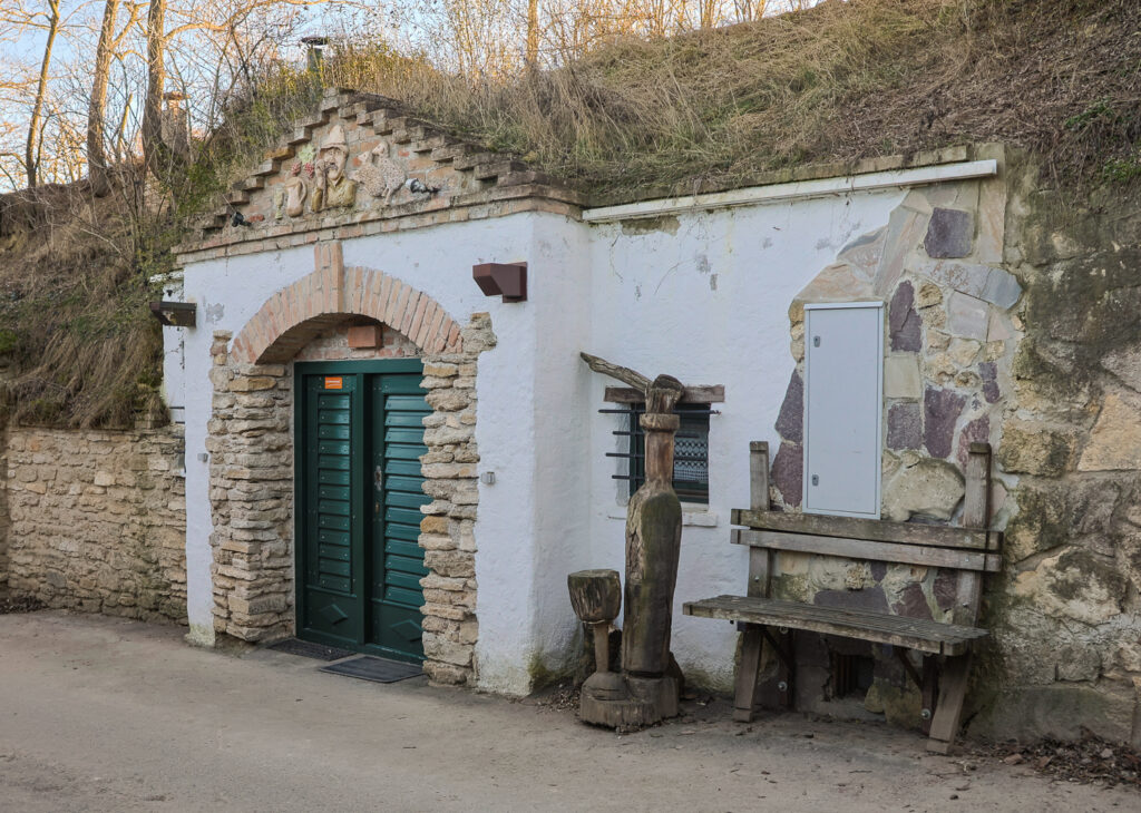 Kellergasse Hautzendorf, Joschi Schäfer, Kellergassenführer, Weinkeller, Weinviertel-Remasuri, Keller-Revitalisierung, Kellergassenfest, Trio Weltlin, Kreuttal, ©Regina Courtier