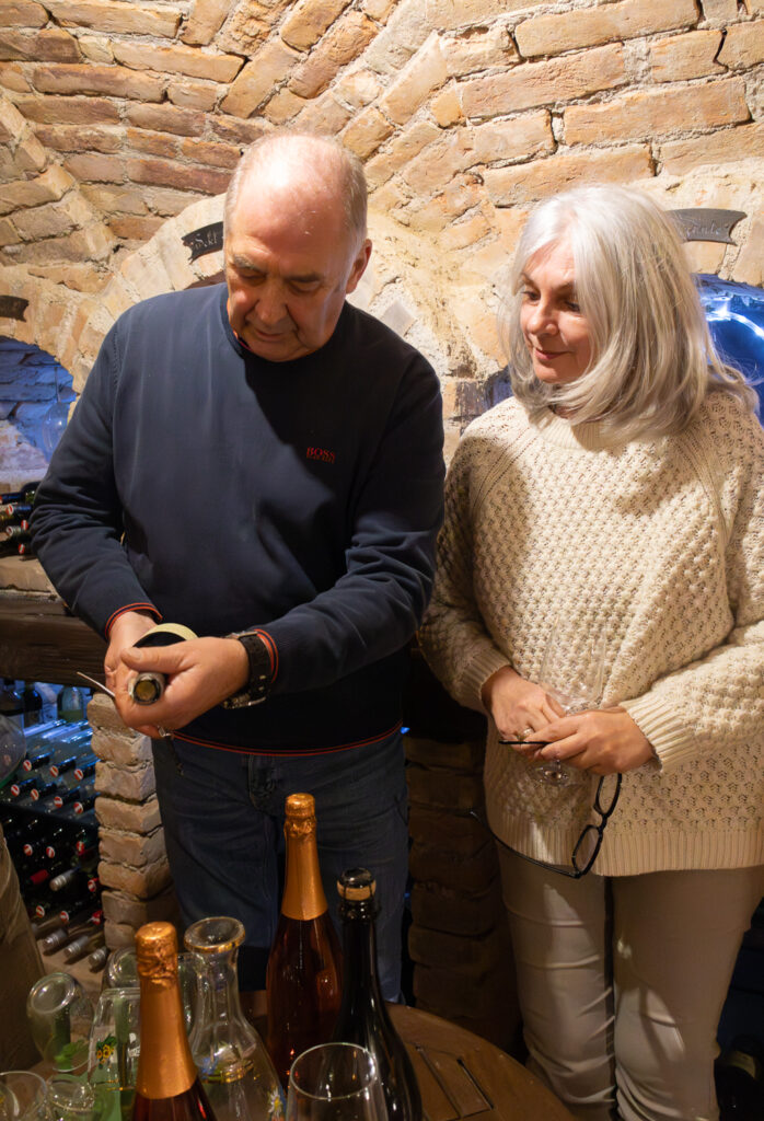 Kellergasse Hautzendorf, Joschi Schäfer, Kellergassenführer, Weinkeller, Weinviertel-Remasuri, Keller-Revitalisierung, Kellergassenfest, Trio Weltlin, Kreuttal, ©Regina Courtier