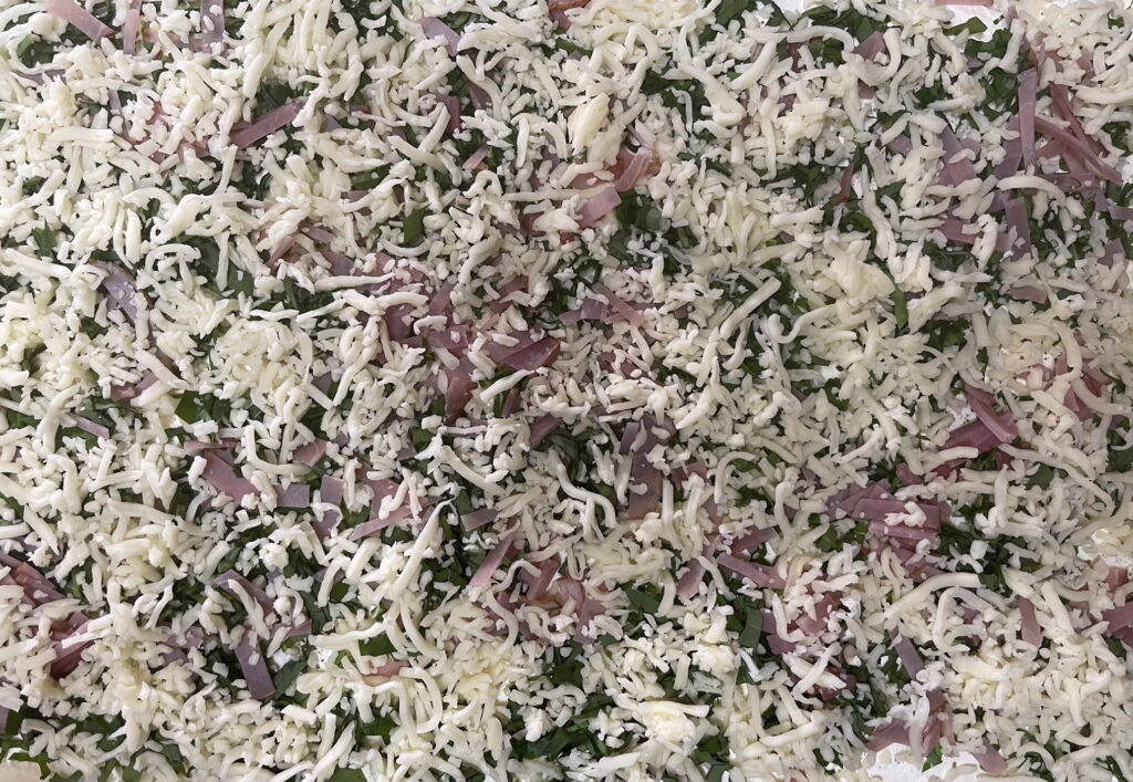 ©Gerda Zipfelmayer, Weinviertel-Remasuri, Bärlauchpizza, Bärlauchzeit, Rezept des Monats, April, Kräuterexpertin, Stockerau