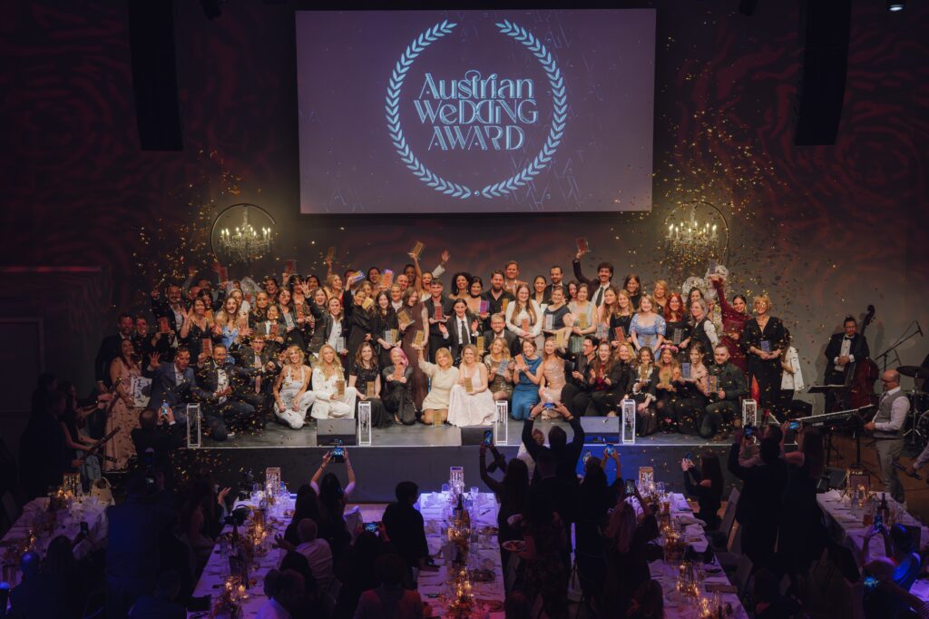 Schloss Haggenberg, Hagenberg, Fallbach, Blumen-Gartler, Zwingendorf, Elisabeth Nitsch, Osmann, Hochzeitslocation, Brautstrauß, Party, Floristik, Hochzeitsfloristik, Austrian Wedding Award, Niederösterreich, Weinviertel-Remasuri