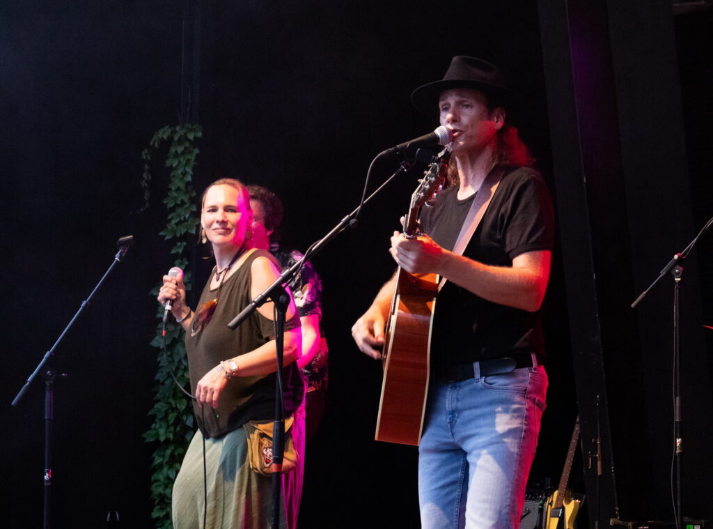 Peter Kern, Blues im Weinviertel, Blues, Songwriter, peterkern.at, Weinviertel, Weinviertel-Remasuri, Guitar Man, Blues Man, Foto©Regina Courtier, 