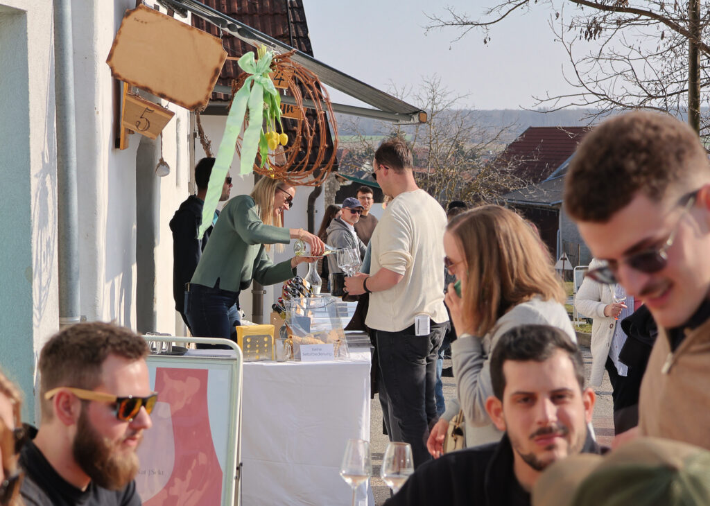 Jedenspeigen, Sierndorf, Jungweinschnuppern, Jahrgang 2025, Kellergasse, Winzer, Jungweinschnuppern 2026, Weinkeller, Köllagossn, Weinkölla, Weinviertel-Remasuri, ©Regina Courtier