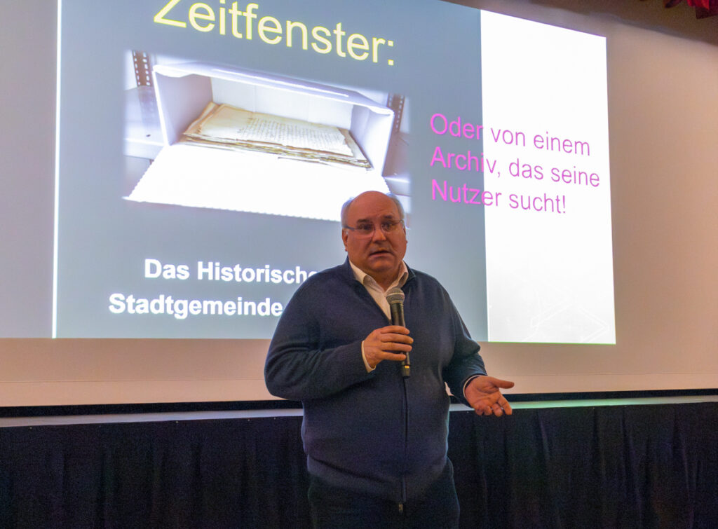 Zeitfenster, Historisches Archiv Groß-Enzersdorf, Heimatverein,  Joseph Redl, Groß Enzersdorf, Regina Courtier, Weinviertel-Remasuri, Verwaltungsakten, Behördenschriftgut