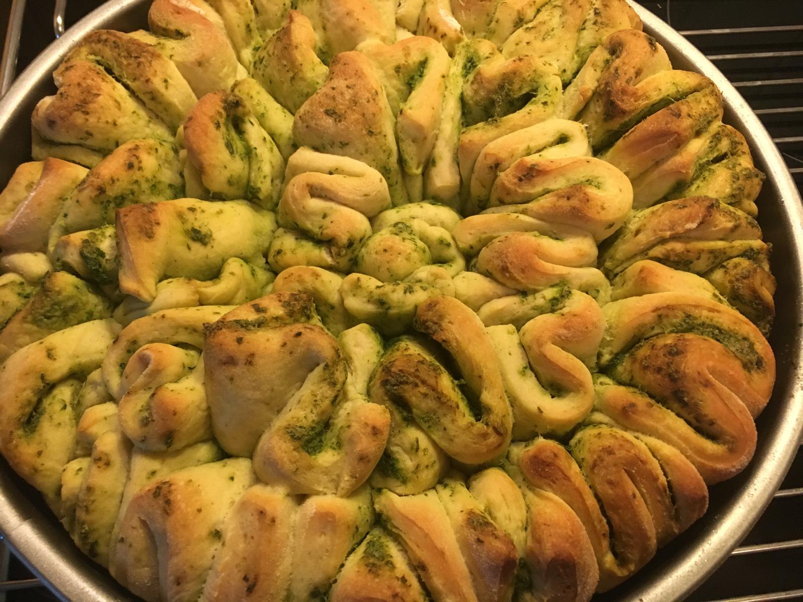 Rezept des Monats, © Gerda Zipfelmayer, Zupfbrot, Giersch, Küchenkräuter, Kräuterspezialistin, Stockerau, Weinviertel-Remasuri