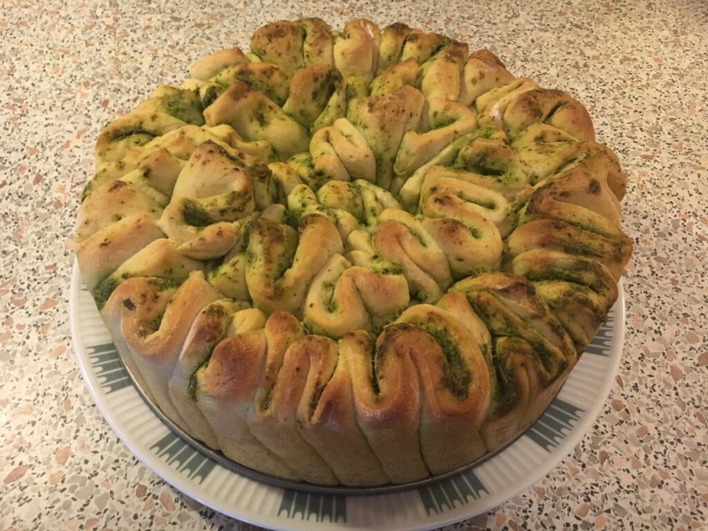 Rezept des Monats, © Gerda Zipfelmayer, Zupfbrot, Giersch, Küchenkräuter, Kräuterspezialistin, Stockerau, Weinviertel-Remasuri 