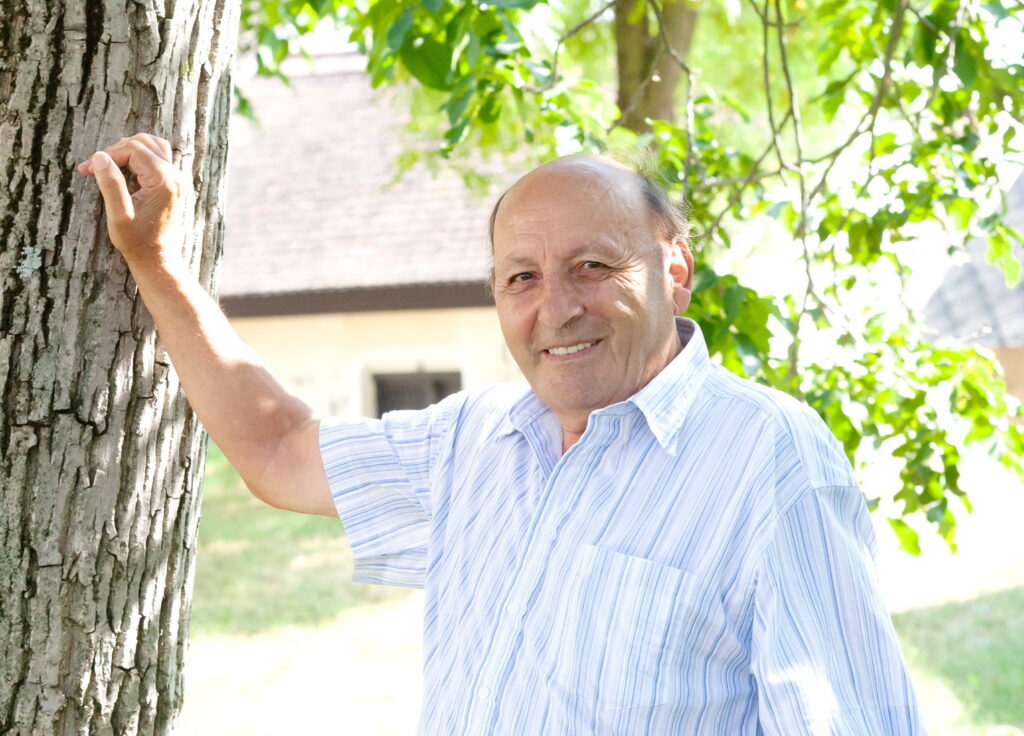 Karl Scheck, Anna Scheck, Postkarten, Sammelleidenschaft, Sammlergen, Region Wolkersdorf, Pillichsdorf, Weinviertel-Remasuri, ©Sammlung Karl Scheck, ©Regina Courtier, Alte Postkarten, Rowitha Lauda-Scheck