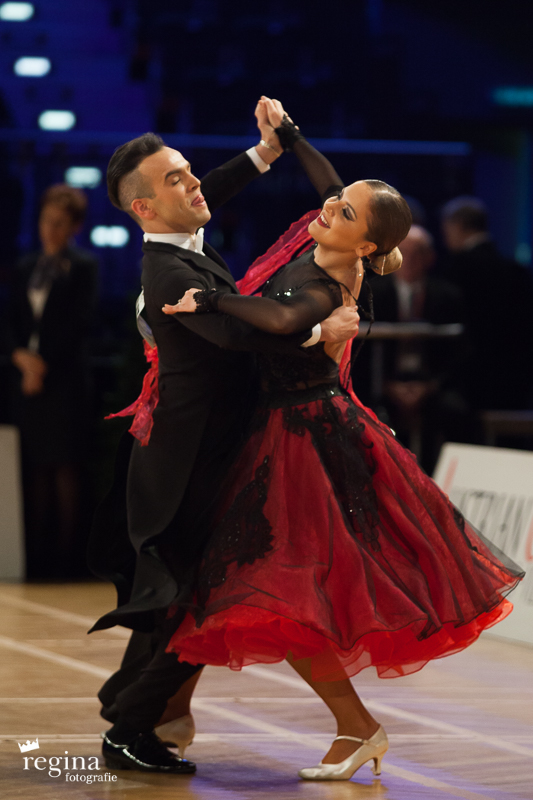 Siméon Stoyanov,
Christine Stanczak-Kridlo,
Tanzschule,
Gerasdorf,
Weinviertel-Remasuri,
Tanzszene im Weinviertel,
© Regina Courtier,