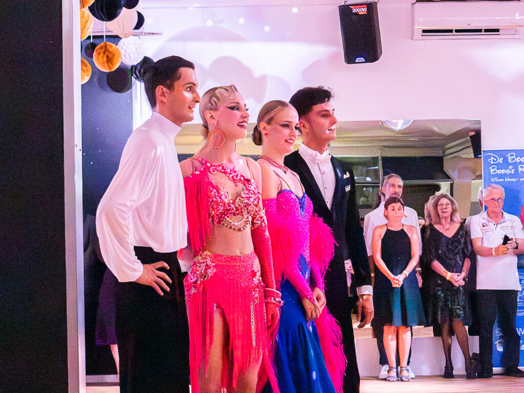 Siméon Stoyanov,
Christine Stanczak-Kridlo,
Tanzschule,
Gerasdorf,
Weinviertel-Remasuri,
Tanzszene im Weinviertel,
© Regina Courtier,